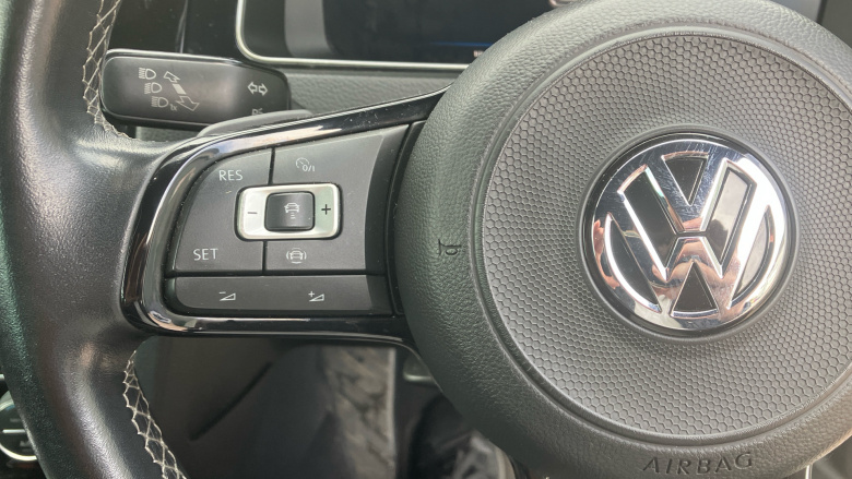 Volkswagen Golf 2.0 TSI 300 R 5dr 4MOTION DSG Petrol Hatchback